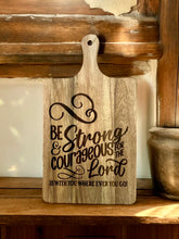 Load image into Gallery viewer, Acacia Cutting Board Engraved with handle