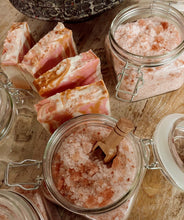 Load image into Gallery viewer, Grapefruit Soap with Pink Himalayan Salt