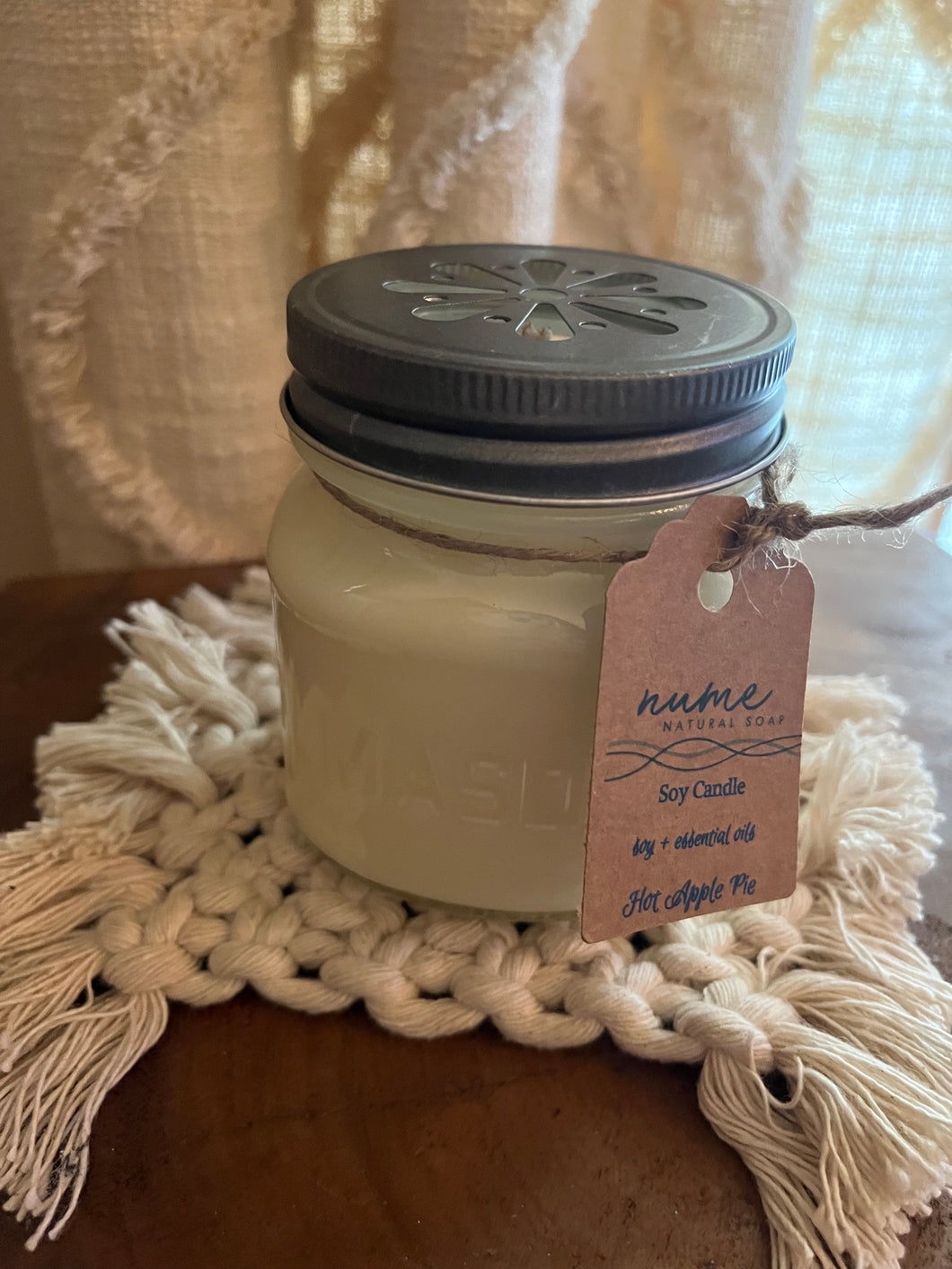 Country Mason Jar Candle with Petwer Petal Lid